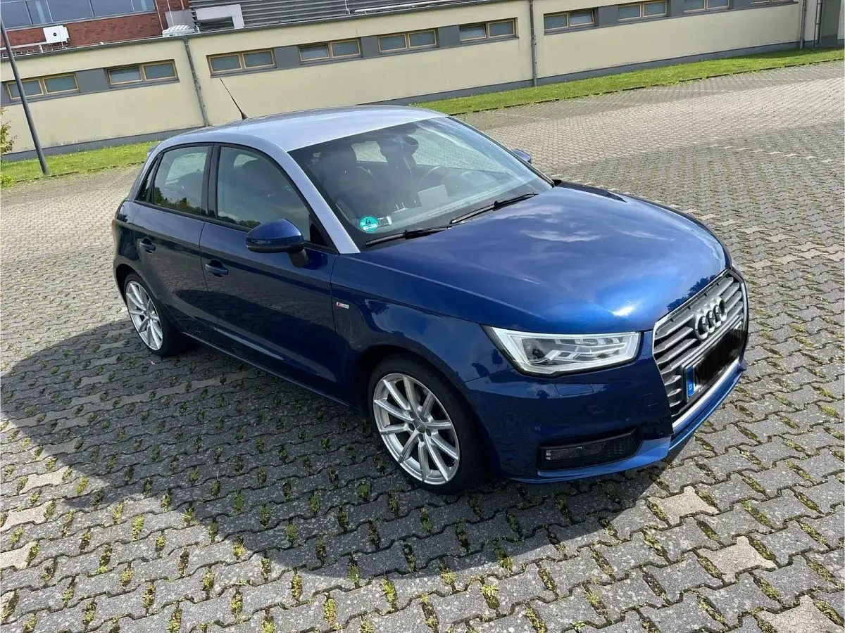 Gebraucht Audi A1 Sportback Design 125 PS (91 kW) 2015 Blau Kleinwagen