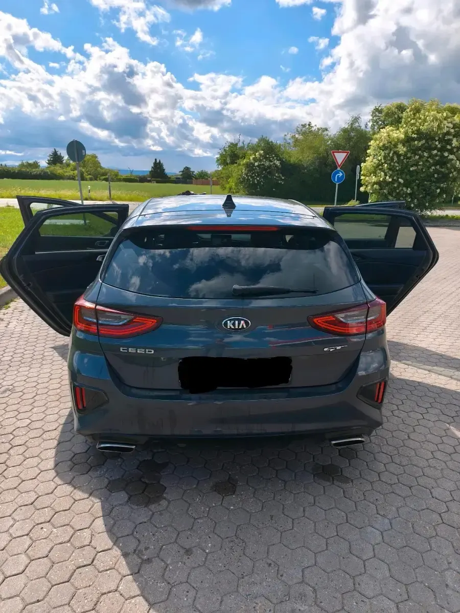 Gebraucht Kia Ceed GT GT 204 PS (150 kW) 2019 Grau Limousine