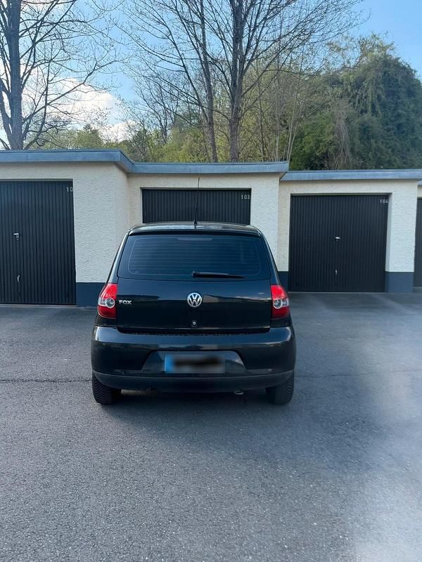 Usata VW Fox Refresh 55 CV (40 kW) 2009 Nero Utilitaria