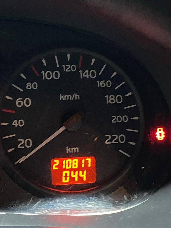 Gebraucht Renault Clio II 55 PS (40 kW) 2004 Kleinwagen