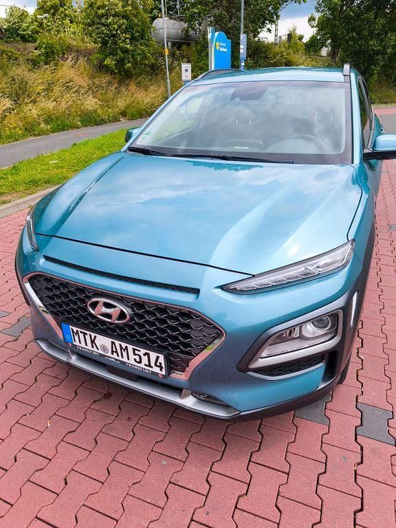 Blau Gebraucht 2020 Hyundai Kona Trend SUV | 16.500 € (Superpreis) - Bild 1/4
