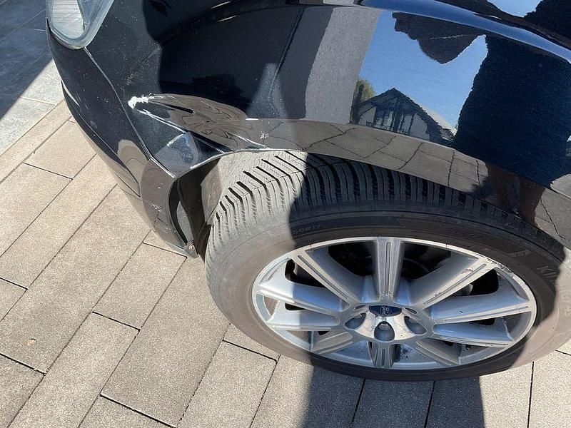 Gebraucht Ford S-MAX Titanium 140 PS (102 kW) 2009 Schwarz Van / Kleinbus