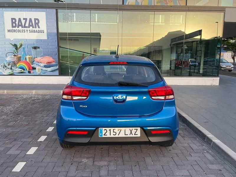 Gebraucht Kia Rio Vision 84 PS (61 kW) 2022 Blau Limousine