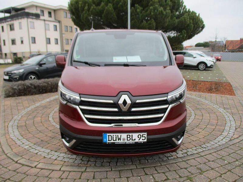 Gebraucht Renault Trafic 150 PS (110 kW) 2024 Rot Van / Kleinbus