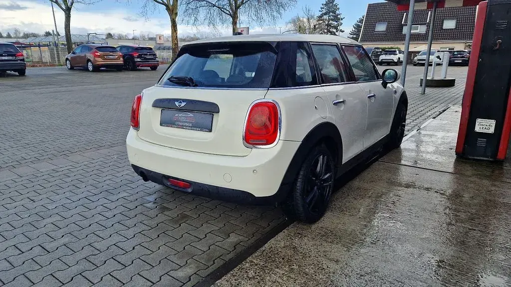 Gebraucht Mini ONE 102 PS (75 kW) 2016 Weiß Kleinwagen