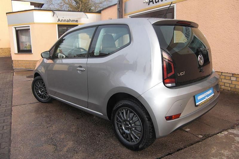 Gebraucht VW up! move up! 75 PS (55 kW) 2019 Silber Kleinwagen