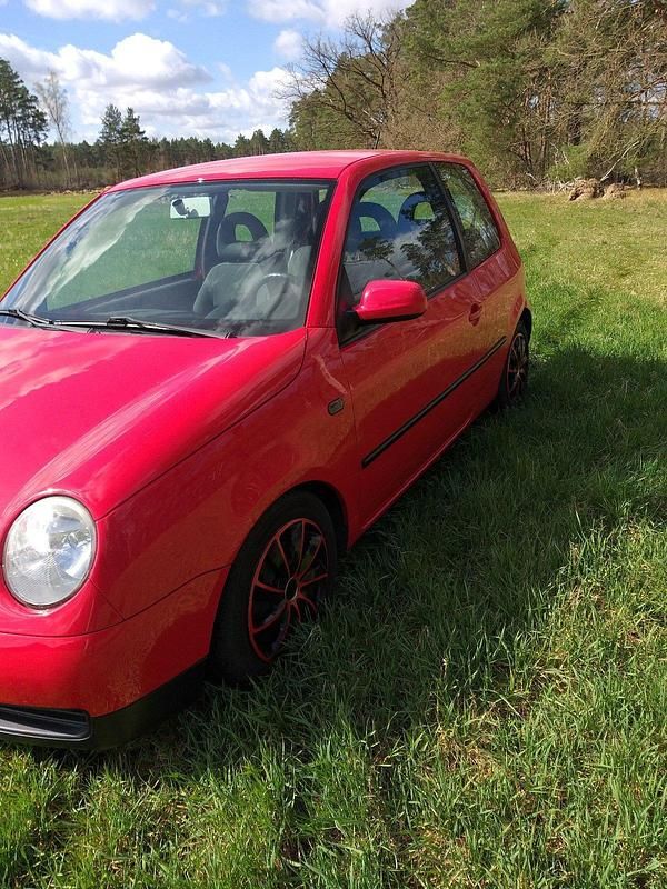 Gebraucht VW Lupo 75 PS (55 kW) 2002 Rot Kleinwagen