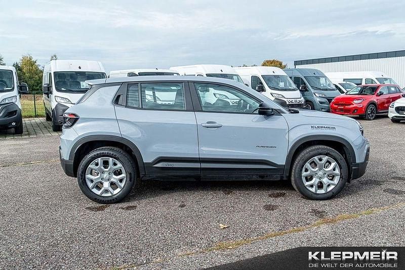 Gebraucht Jeep Avenger Altitude 101 PS (74 kW) 2025 Storm grey SUV