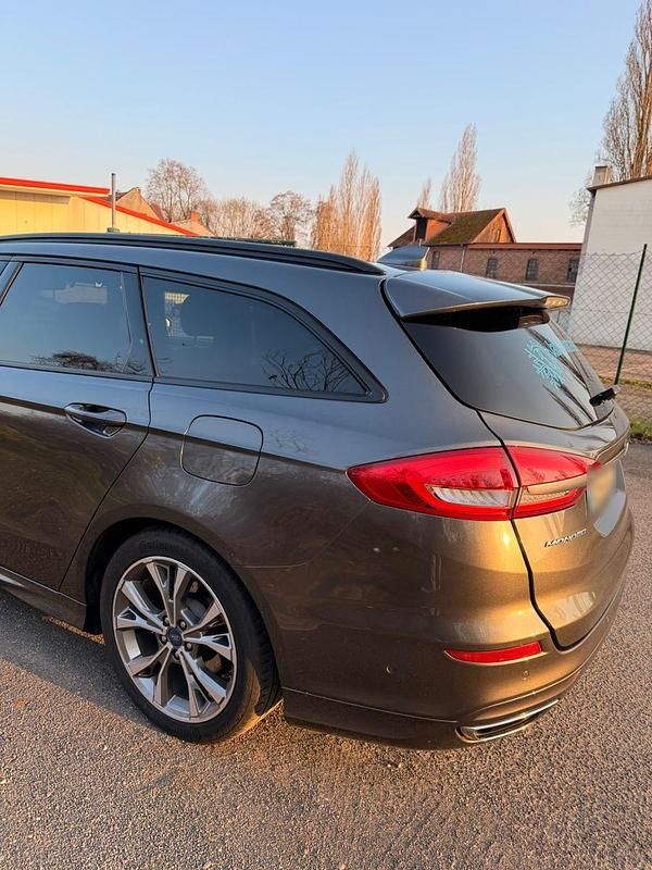 Gebraucht Ford Mondeo ST-Line 190 PS (139 kW) 2020 Grau Kombi