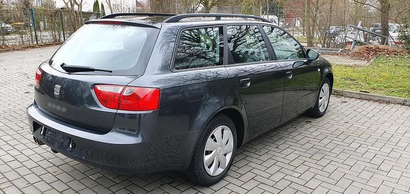Gebraucht Seat Exeo Style 140 PS (102 kW) 2010 Braun Kombi