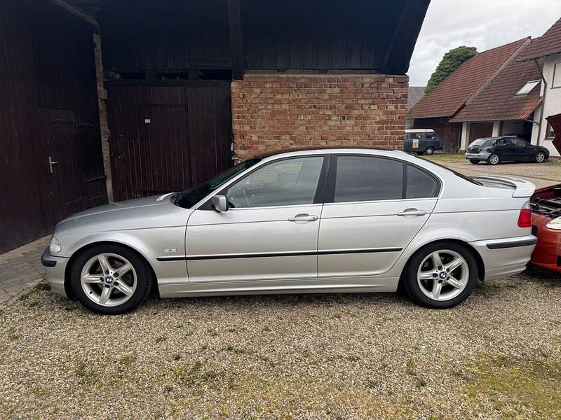 Gebraucht BMW 323 Performance 170 PS (125 kW) 1998 Silber Limousine