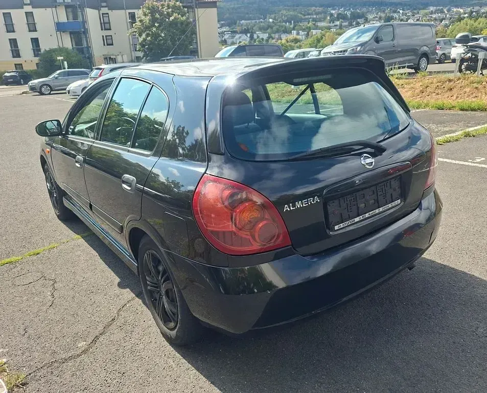 Gebraucht Nissan Almera Acenta+ 98 PS (72 kW) 2005 Schwarz Limousine