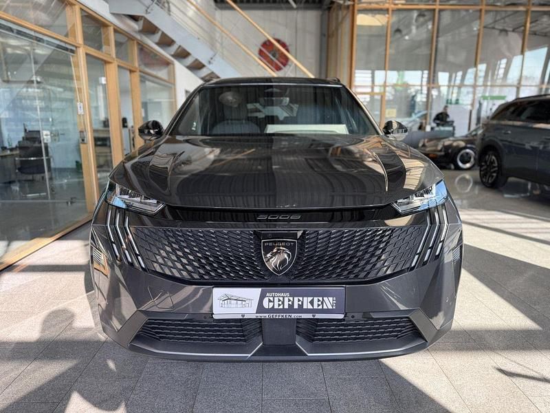 Gebraucht Peugeot 5008 Allure 145 PS (106 kW) 2025 Titaniumgrau SUV