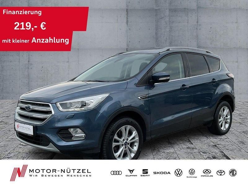 Chromablau metallic Gebraucht 2019 Ford Kuga Titanium SUV | 16.950 € (Superpreis) - Bild 1/4