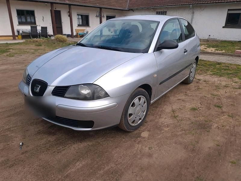 Gebraucht Seat Ibiza 75 PS (55 kW) 2004 Silber Kleinwagen