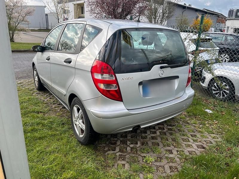 Gebraucht Mercedes A150 95 PS (69 kW) 2007 Silber Kleinwagen