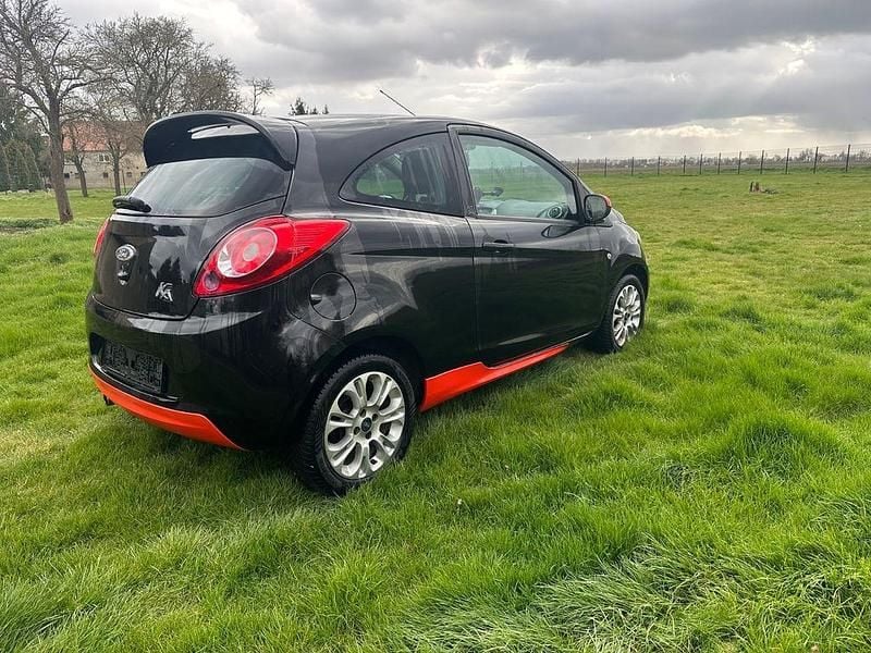 Gebraucht Ford Ka Trend 69 PS (50 kW) 2009 Schwarz Kleinwagen