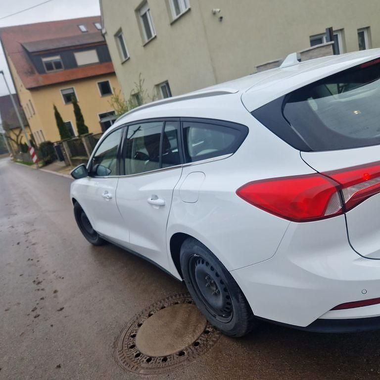 Usata Ford Focus Cool & Connect 150 CV (110 kW) 2020 Bianco Berlina