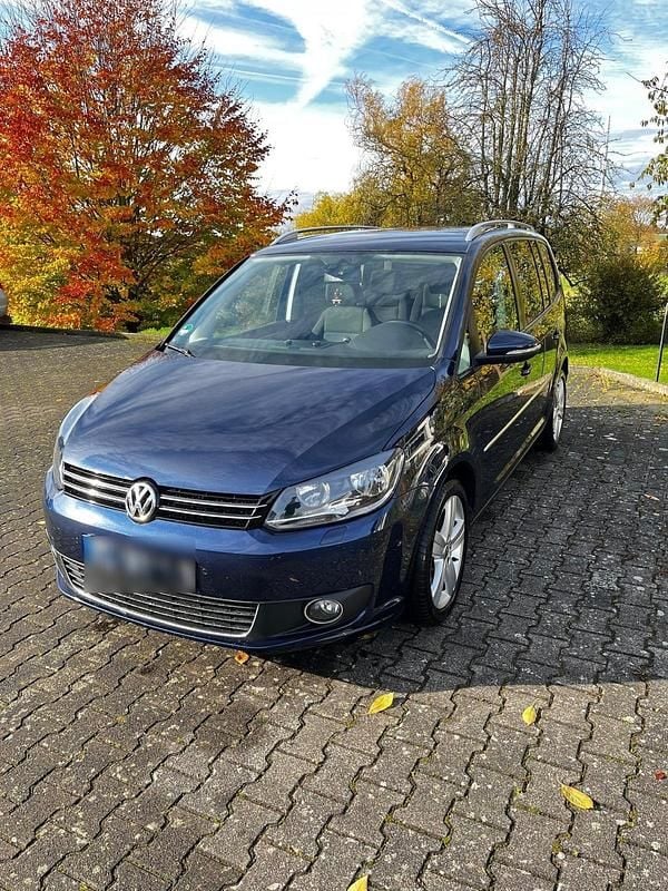 Gebraucht VW Touran Highline 140 PS (102 kW) 2012 Blau Van / Kleinbus
