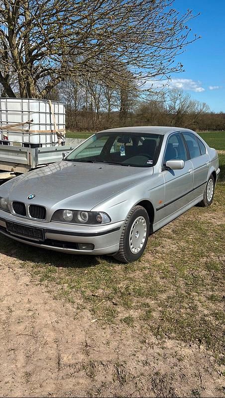Gebraucht BMW 520 150 PS (110 kW) 1999 Grau Limousine