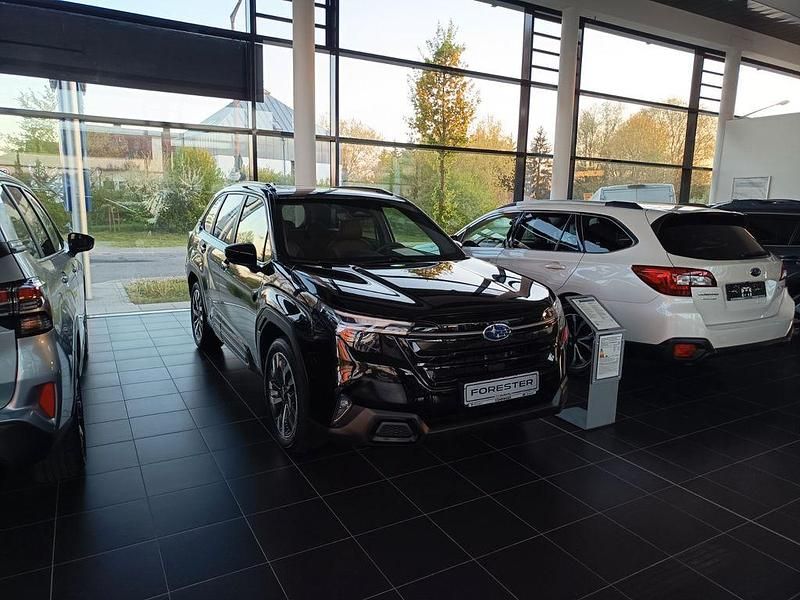Neu Subaru Forester Platinum 150 PS (110 kW) 2025 Silber SUV