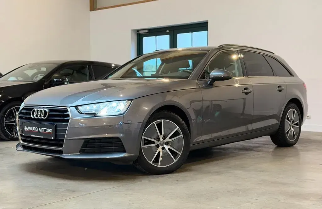 Gebraucht Audi A4 Sport 150 PS (110 kW) 2017 Grau Kombi