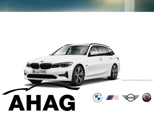 Gebraucht BMW 330e Luxury Line 292 PS (214 kW) 2022 Schwarz Kombi