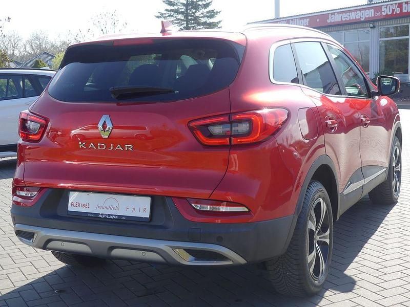 Gebraucht Renault Kadjar LIMITED 140 PS (102 kW) 2019 Rot SUV