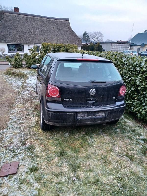 Gebraucht VW Polo 80 PS (58 kW) 2007 Schwarz Kleinwagen