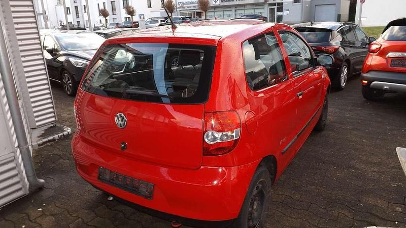 Gebraucht VW Fox R 54 PS (39 kW) 2008 Tornadorot Kleinwagen
