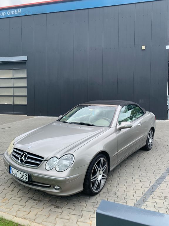 Grau Gebraucht 2003 Mercedes CLK200 Elegance Cabrio | 2.750 € (Fairer Preis) - Bild 1/4
