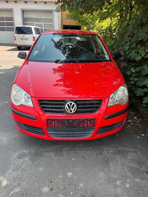 Rot Gebraucht 2005 VW Polo Trendline Kleinwagen | 399 € (Superpreis) - Bild 1/4