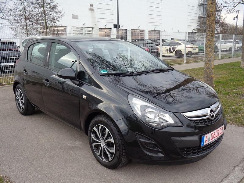 Gebraucht Opel Corsa Selection 86 PS (63 kW) 2014 Schwarz Kleinwagen