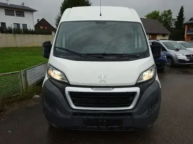 Gebraucht Peugeot Boxer 131 PS (96 kW) 2016 Andere Van
