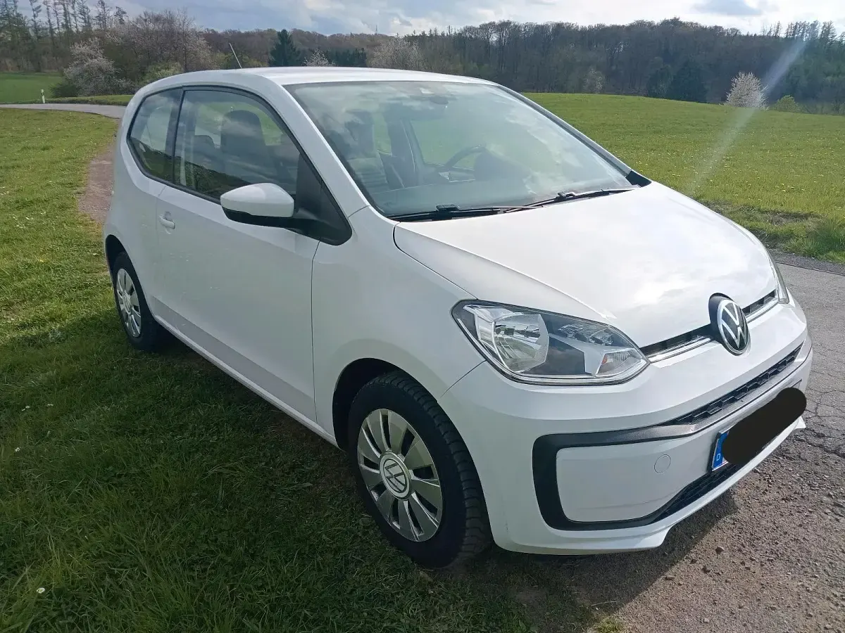 Usado VW up! 65 HP (47 kW) 2022 Branco Citadino