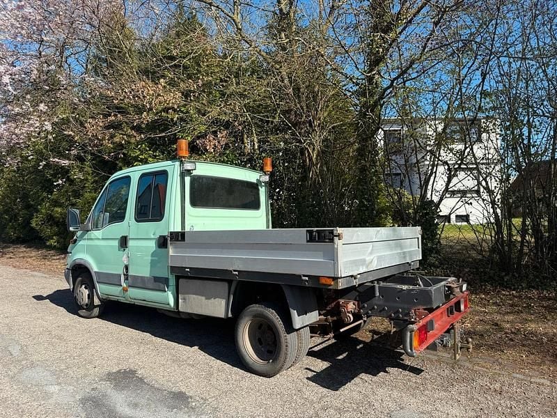 Gebraucht Iveco Daily 145 PS (106 kW) 2004 Weiß Limousine