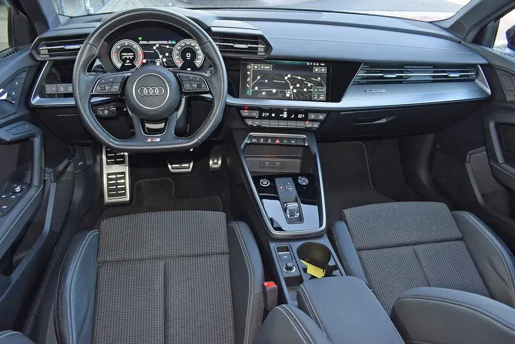 Gebraucht Audi A3 S-Line 200 PS (147 kW) 2022 Blau Limousine