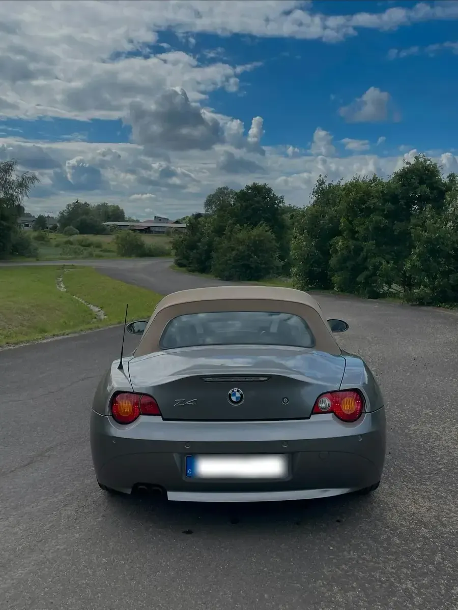 Gebraucht BMW Z4 M Sport 192 PS (141 kW) 2003 Grau Cabrio
