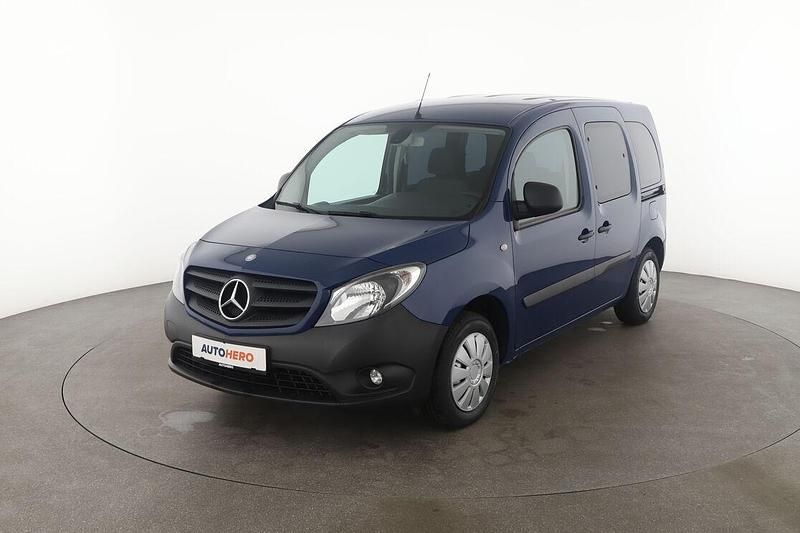 Blau Gebraucht 2019 Mercedes Citan 109 Kombi | 14.650 € (Teuer) - Bild 1/3