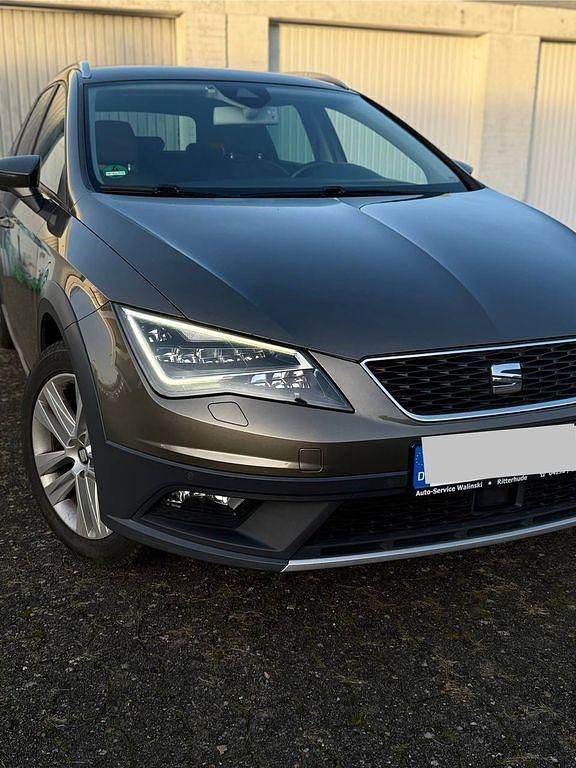 Gebraucht Seat Leon X-Perience 184 PS (135 kW) 2015 Braun Kombi
