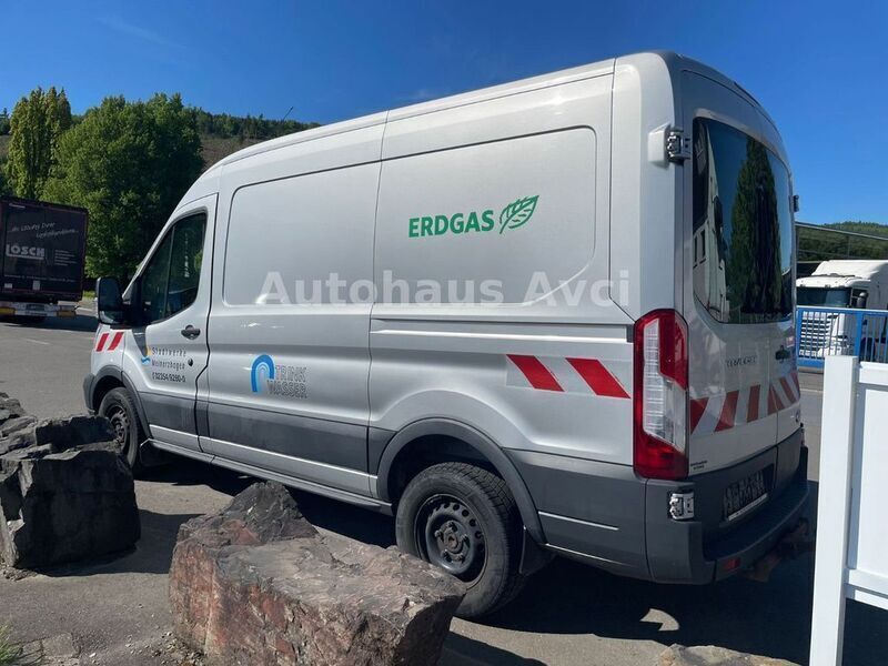 Gebraucht Ford Transit Trend 170 PS (125 kW) 2017 Silber Limousine