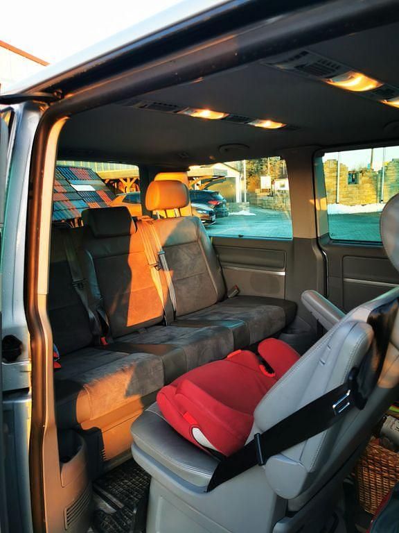 Gebraucht VW Multivan Highline 174 PS (127 kW) 2009 Silber Van