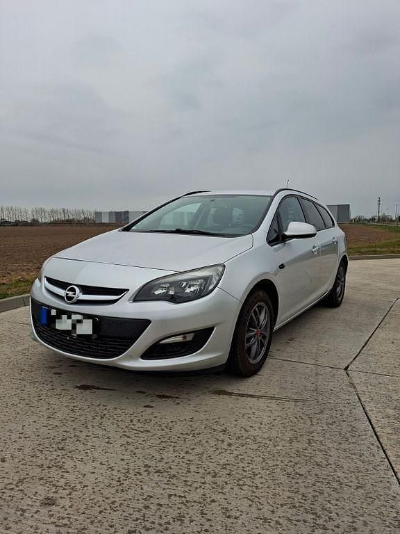 Second-hand Opel Astra Selection 120 CP (88 kW) 2012 Argintiu Break