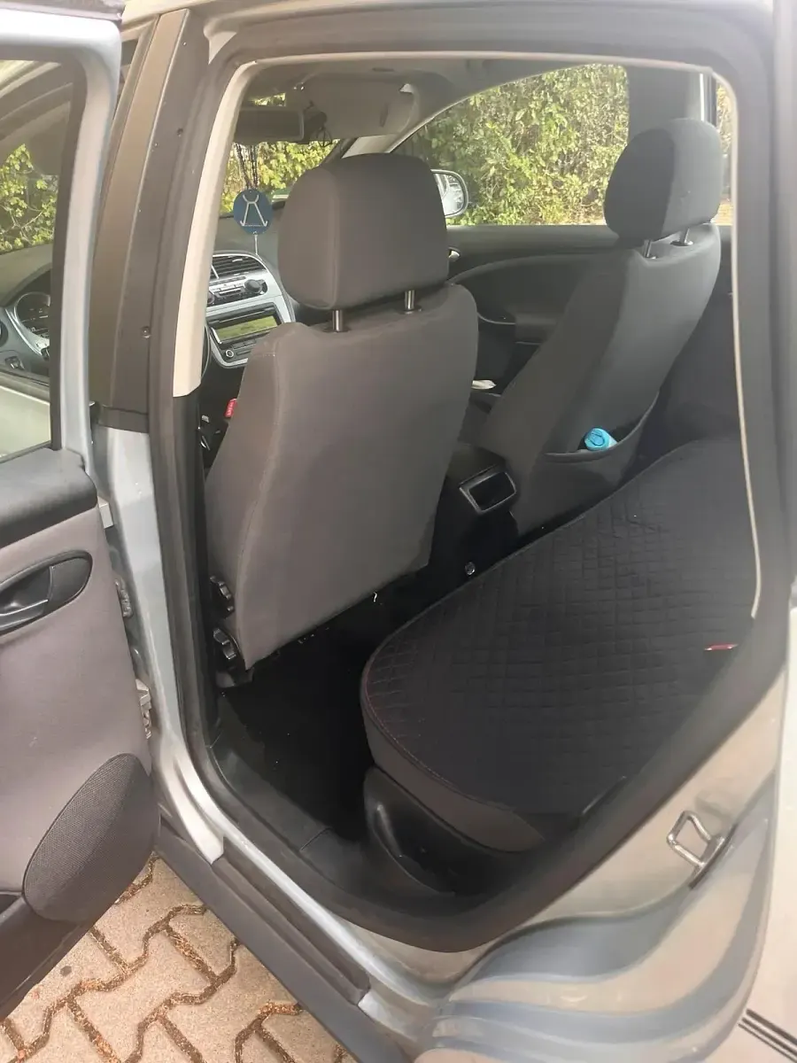 Occasion Seat Altea 140 ch (102 kW) 2011 Argent Monospace