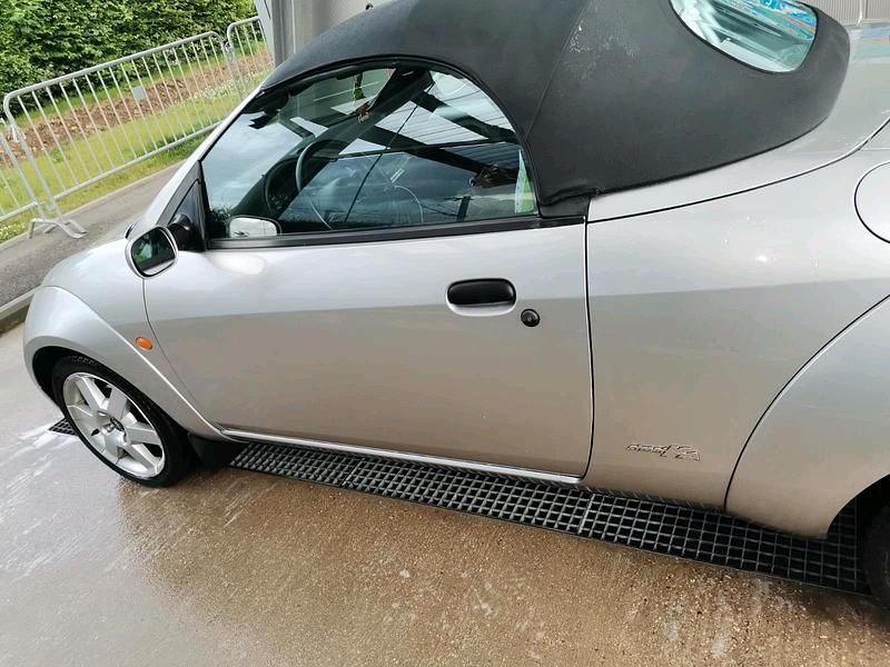 Gebraucht Ford Focus Cabriolet 95 PS (69 kW) 2005 Silber Cabrio