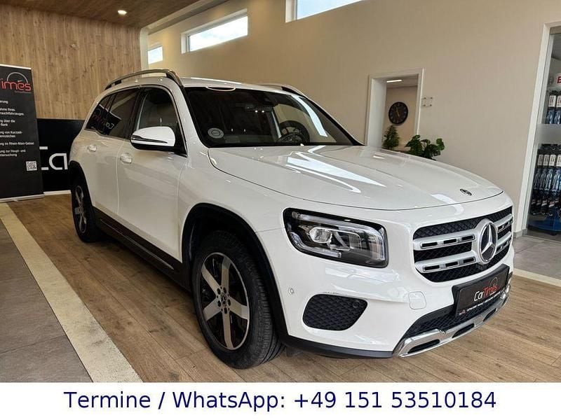 Weiß Gebraucht 2021 Mercedes GLB200 SUV | 28.500 € (Fairer Preis) - Bild 1/4