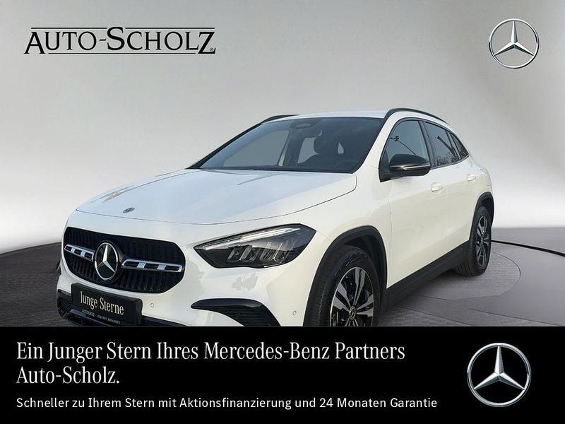 Weiß Gebraucht 2025 Mercedes GLA200 Progressive SUV | 39.987 € (Guter Preis) - Bild 1/4