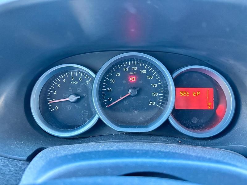 Gebraucht Dacia Dokker Stepway 116 PS (85 kW) 2017 Schwarz Van / Kleinbus