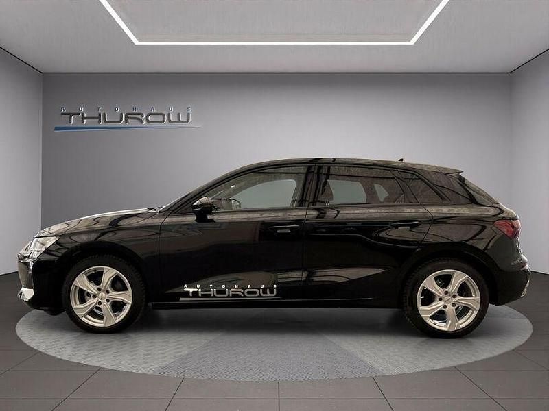 Gebraucht Audi A3 Advanced 116 PS (85 kW) 2024 Schwarz Limousine