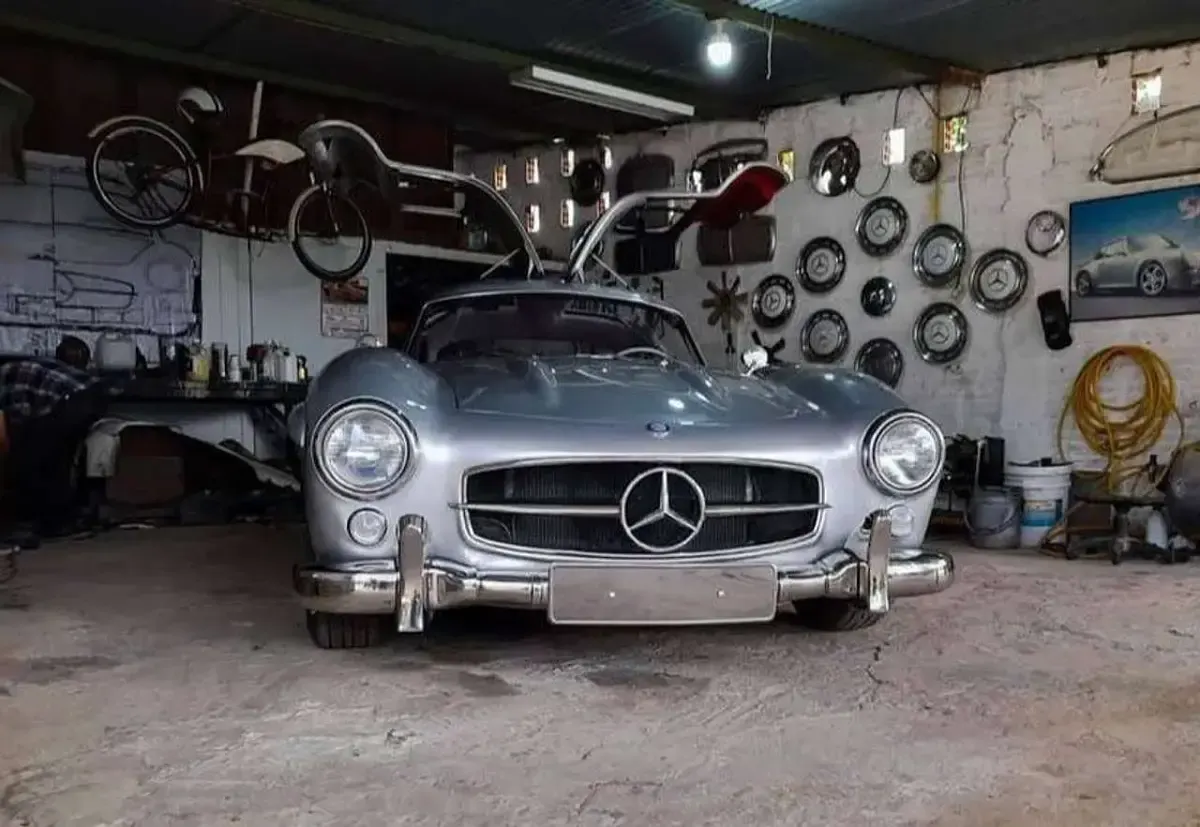 Gebraucht Mercedes 300 200 PS (147 kW) 1956 Silber Coupé